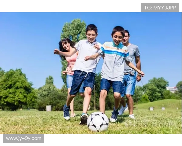 足球教练应急食品的选择与搭配技巧助力场上表现提升